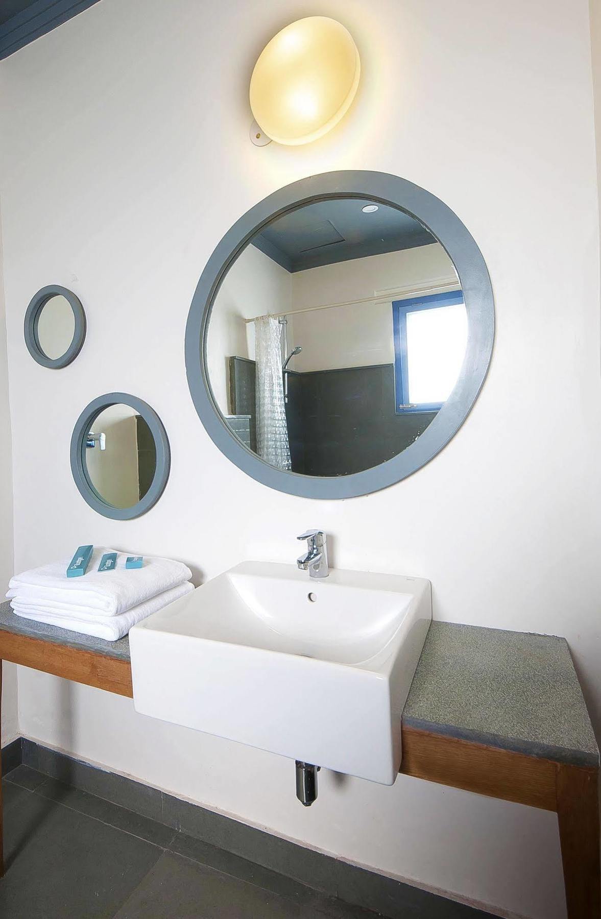 Bloom Boutique L Signature Towers Gurgaon Ngoại thất bức ảnh